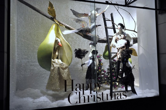 Holt-Renfrew-Christmas-windows-2011-09.jpg