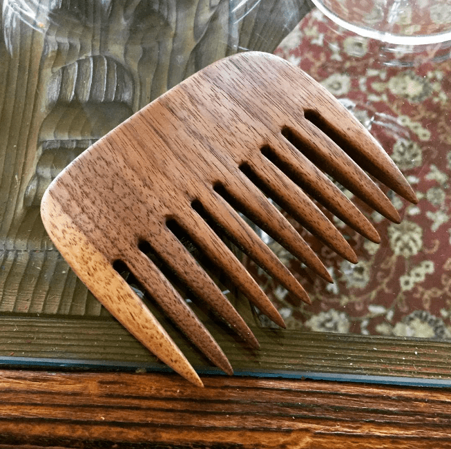 walnut comb.png