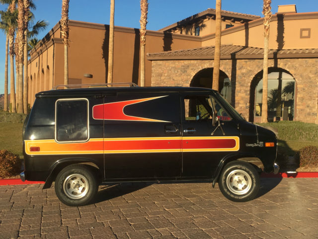 no-reserve-1977-g20-van-22k-original-miles-1-owner-shorty-aka-the-love-machine-9.jpg